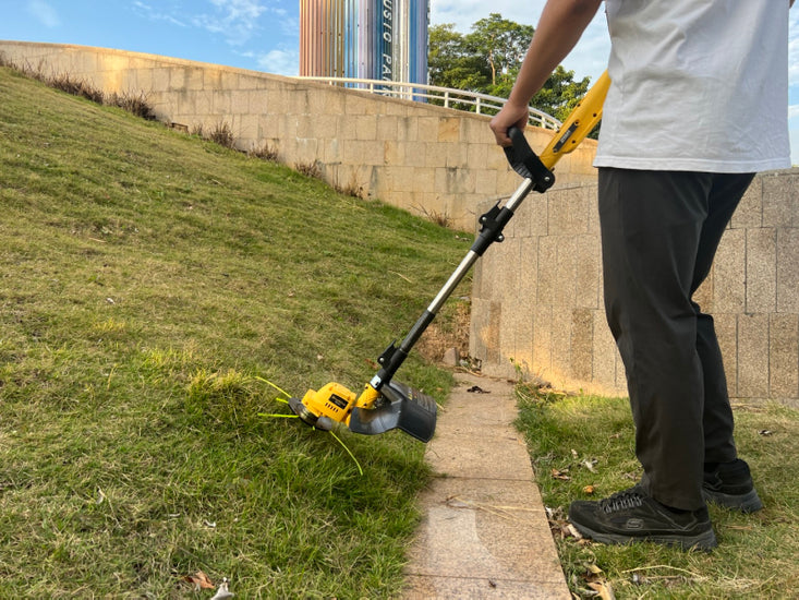 electric grass trimmer